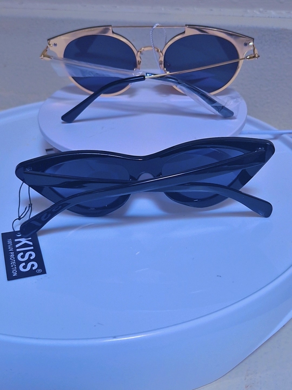 Kiss Black Cat Eye Sunglasses with Gold-Trim Round Pair